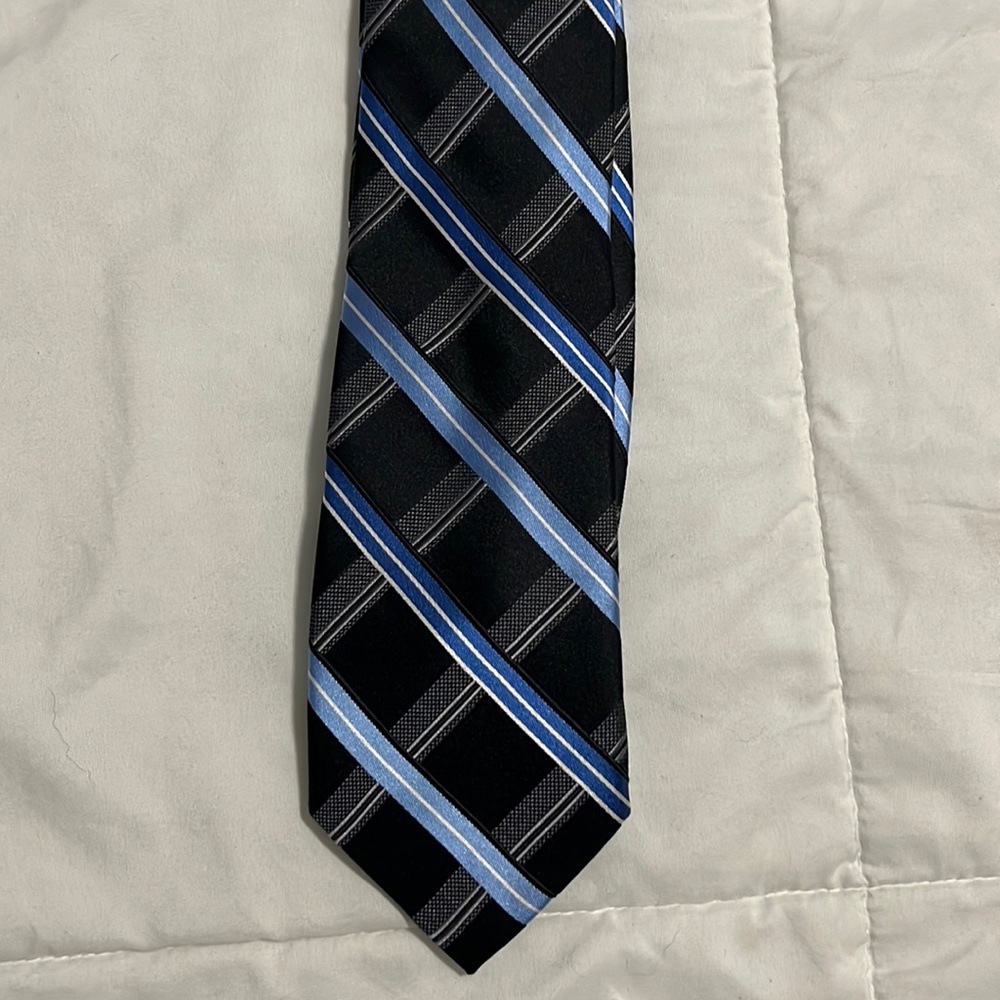 Black and Blue patterned neck tie